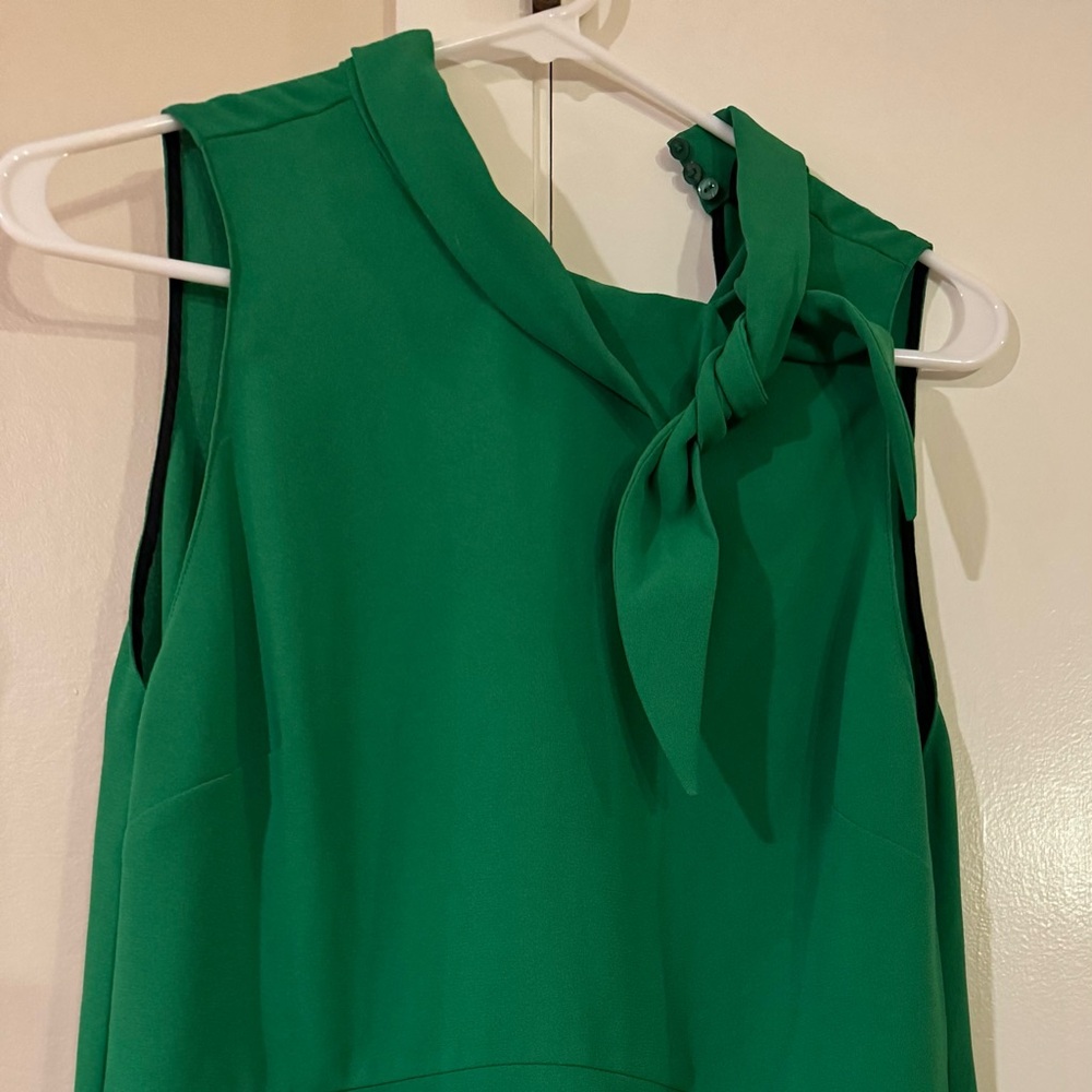 Zara Green Sleeveless Blouse with Bow Detail